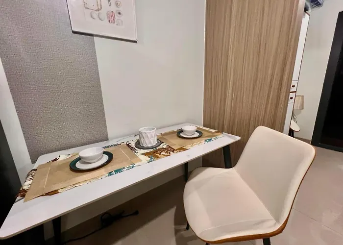 Moa - Pasay Cheap Apartment Manila